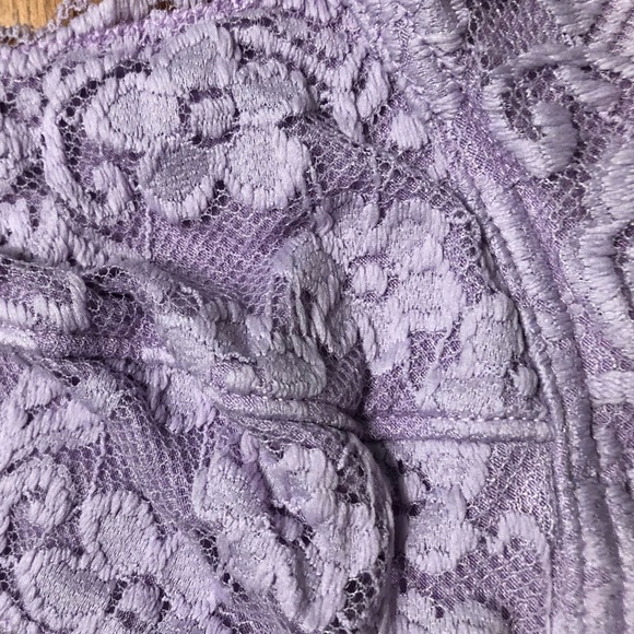 URBAN OUTFITTERS LAVENDER HALTER BRALETTE - Picture 3 of 3